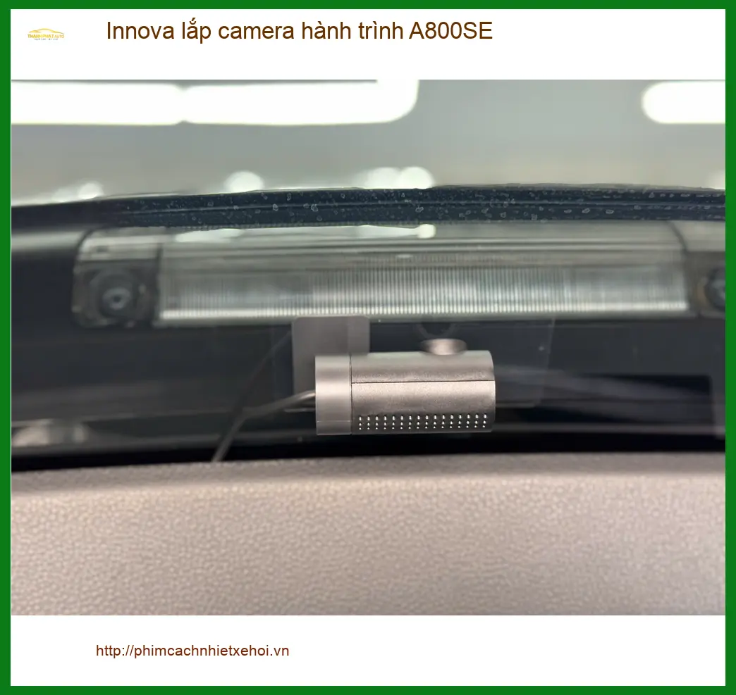 Bác Hùng lắp camera hành trình A800SE Innova tại Quận Bình Thạnh uy tín ảnh thực tế 2