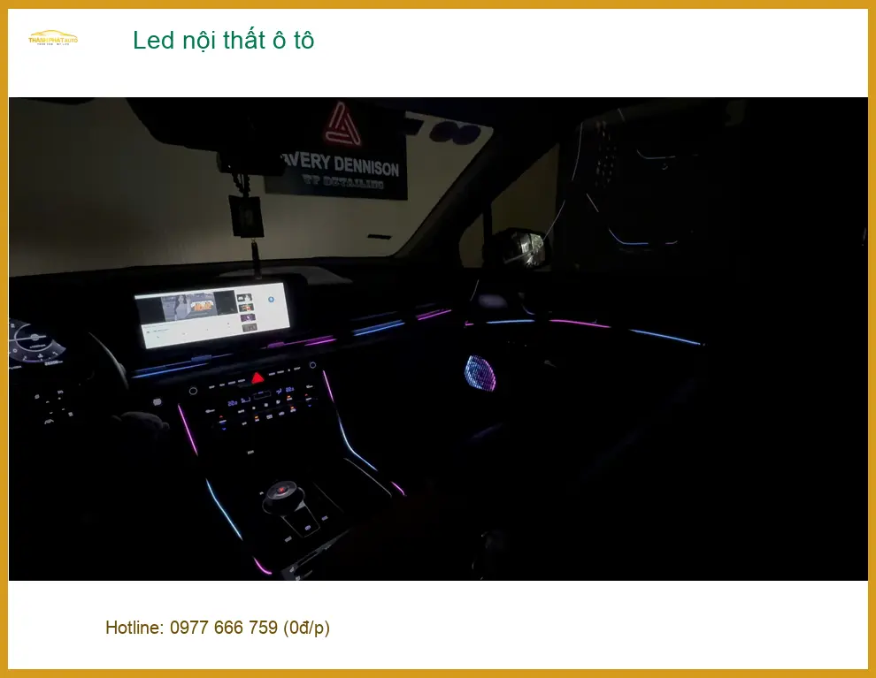 Chú Bách độ Led nội thất ô tô cho Toyota Camry ở Quận Tân Phú giúp không gian xe nổi bật ảnh thực tế 4