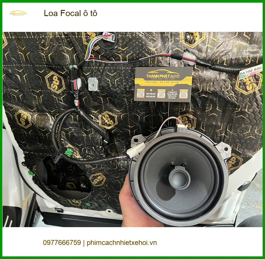 Chú Tiến nâng cấp Loa Focal ô tô cho Toyota Raize tại Quận 9 để âm thanh chuẩn hơn