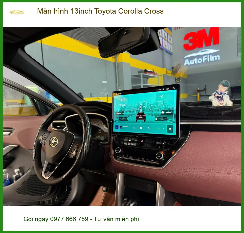 Chị Lan Anh lắp màn hình 13inch Toyota Corolla Cross ở Thủ Đức xem bản đồ ảnh thực tế 4