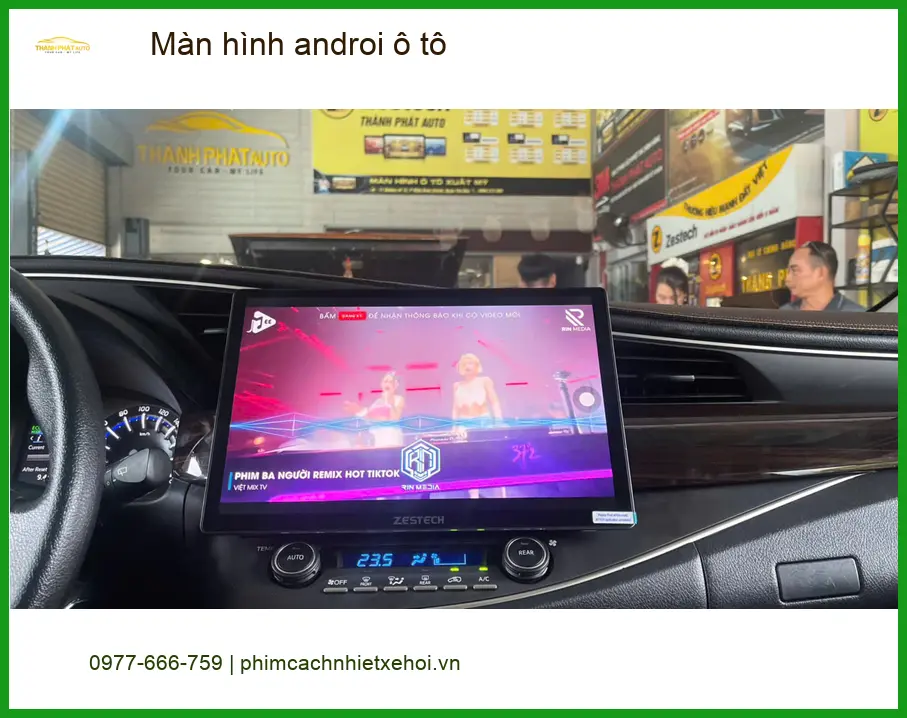 Anh Tùng lắp màn hình androi ô tô cho Kia K3 tại Quận 12 vì màn hình zin đã lỗi thời ảnh thực tế 3