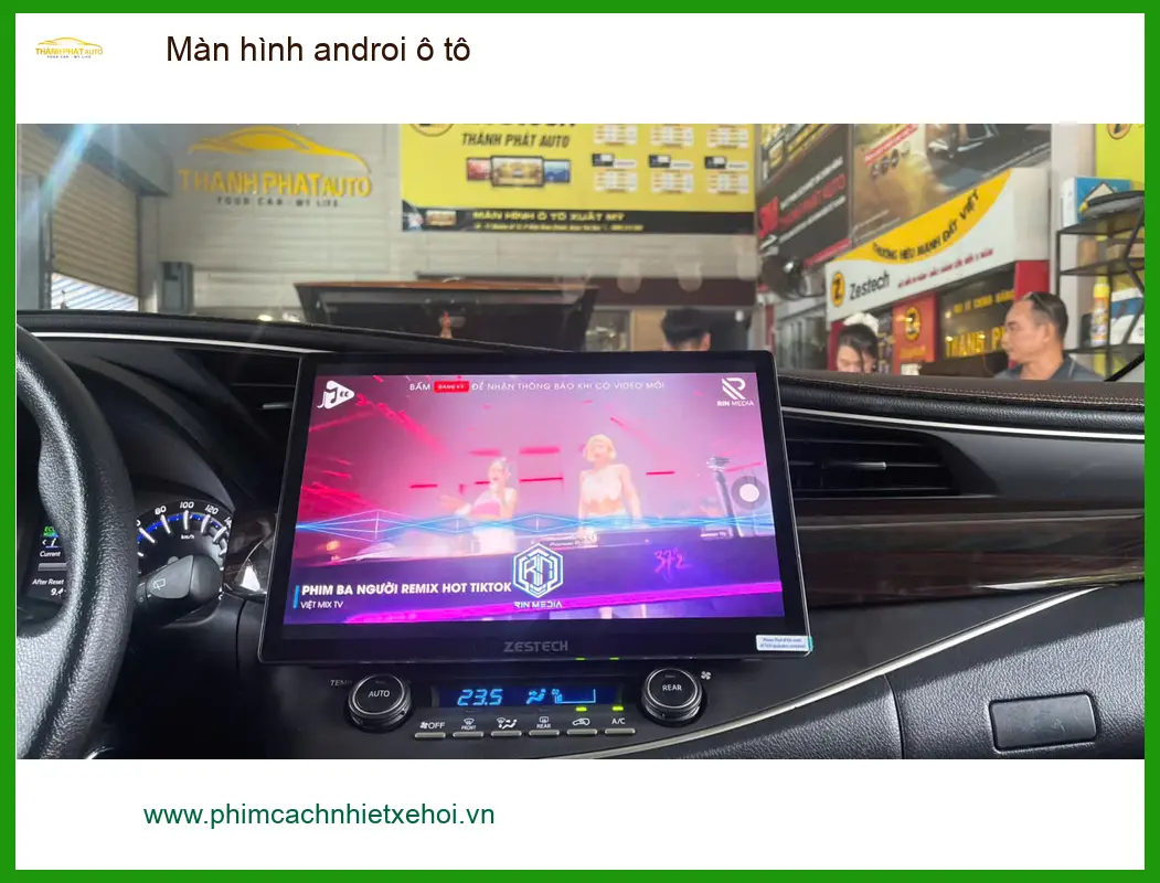 Anh Khải lắp màn hình Android ô tô cho Hyundai Santa Fe ở Thủ Đức ảnh thực tế 2