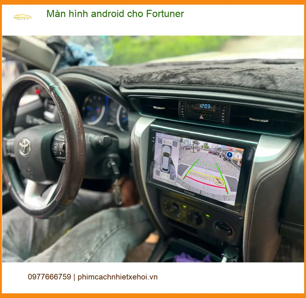 Chú Vỹ lắp màn hình Android cho Fortuner tại Bình Chánh chính hãng, giá tốt ảnh thực tế 2