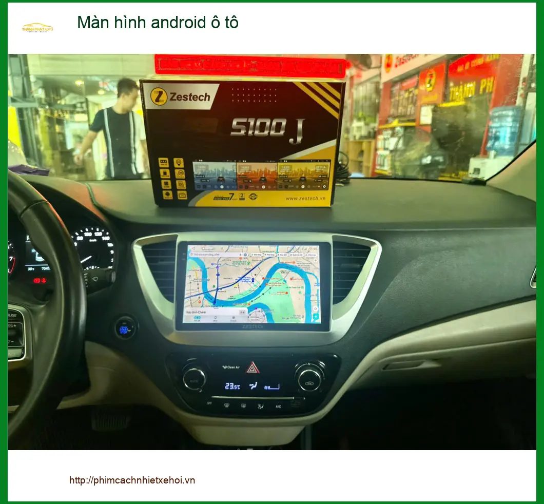 Anh Đạt nâng cấp màn hình android ô tô chính hãng Hyundai Elantra Quận 3