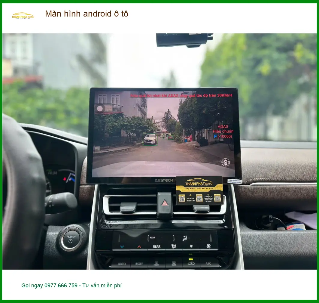 Anh Tấn lắp màn hình android ô tô cho Honda CRV tại Quận 1 xem bản đồ