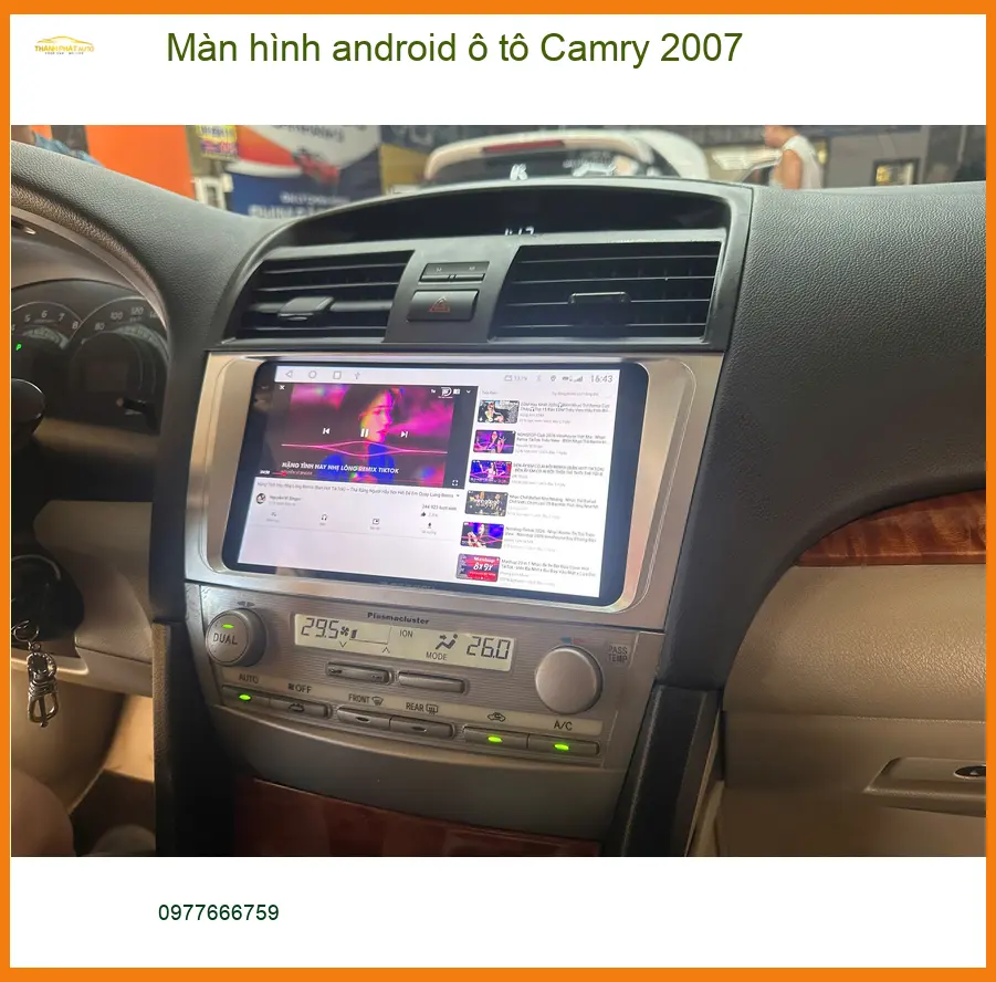 Anh Quý nâng cấp màn hình Android cho Camry 2007 tại Quận 12 vì màn zin đã cũ, ít tính năng