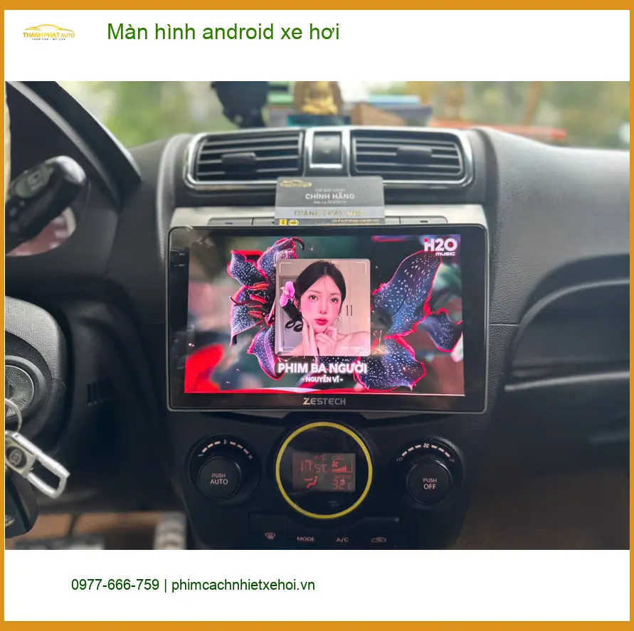 Chị Mai Phương lắp màn hình Android Ford EcoSport tại Thủ Đức để nâng cấp tiện ích. ảnh thực tế 2
