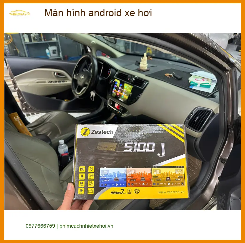 Chị Thảo lắp màn hình Android xe hơi Kia Carnival ở Quận 9 để giải trí ảnh thực tế 3