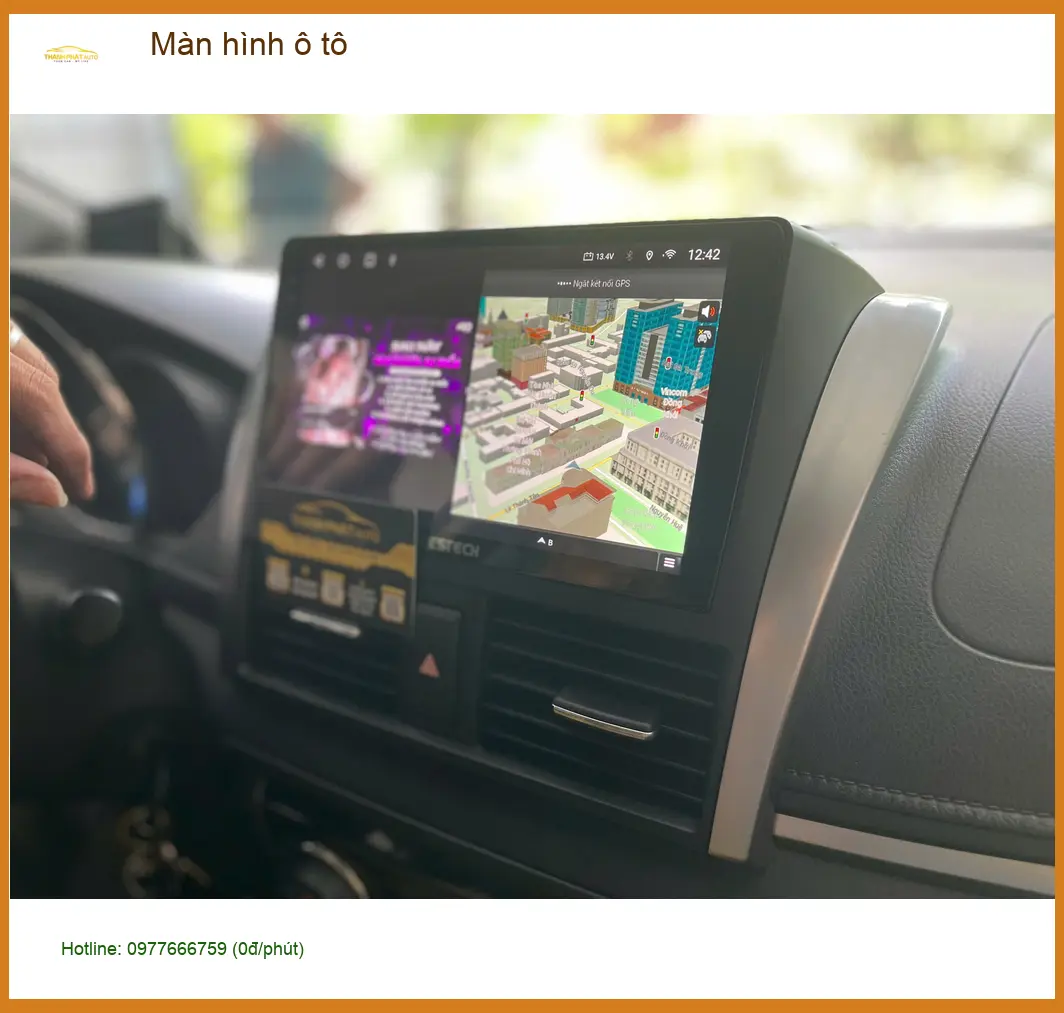 Anh Phát lắp màn hình ô tô cho Honda CRV tại Quận 3 vì màn hình zin quá cũ ảnh thực tế 3