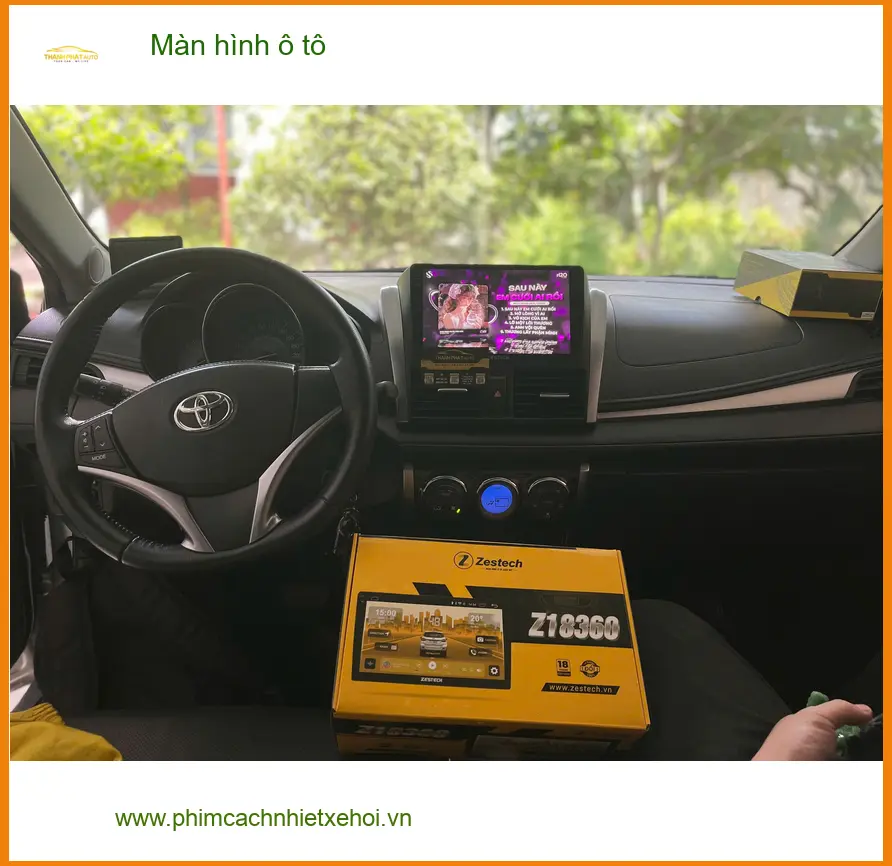 Anh Phát lắp màn hình ô tô cho Honda CRV tại Quận 3 vì màn hình zin quá cũ ảnh thực tế 5
