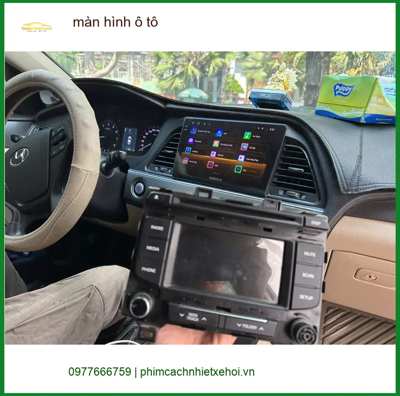Chú Đức Hạnh lắp màn hình ô tô cho Hyundai Accent tại Bình Chánh vì màn hình zin quá bé ảnh thực tế 5