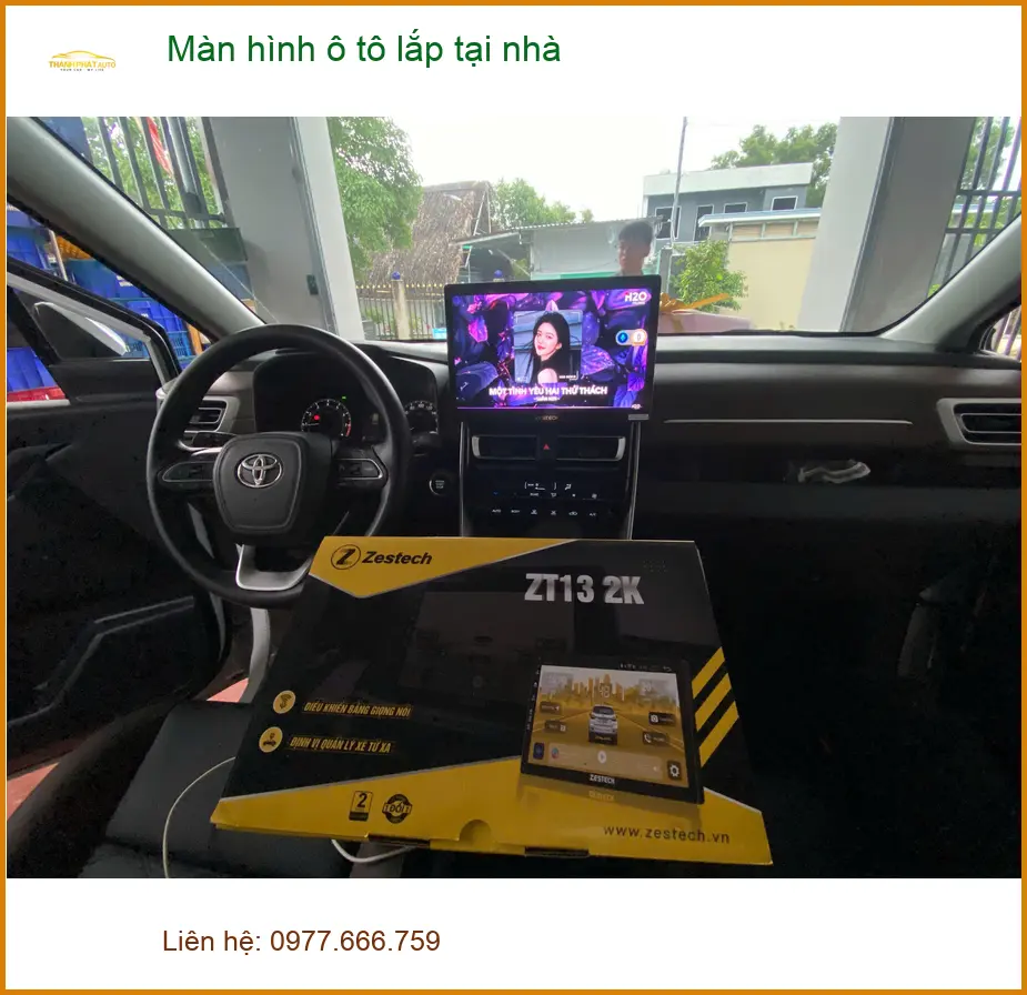 Anh Khôi lắp màn hình ô tô tại nhà Honda HR-V Quận Tân Bình vì bận công việc