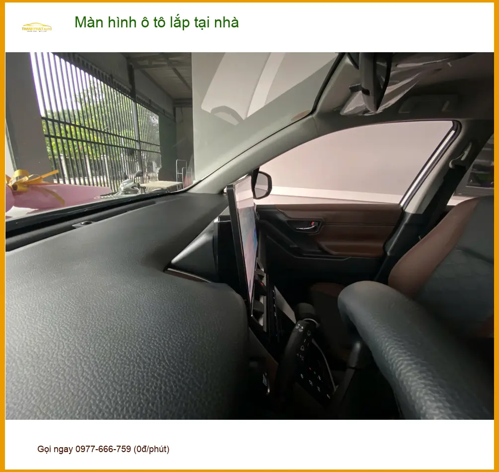 Anh Khôi lắp màn hình ô tô tại nhà Honda HR-V Quận Tân Bình vì bận công việc ảnh thực tế 3