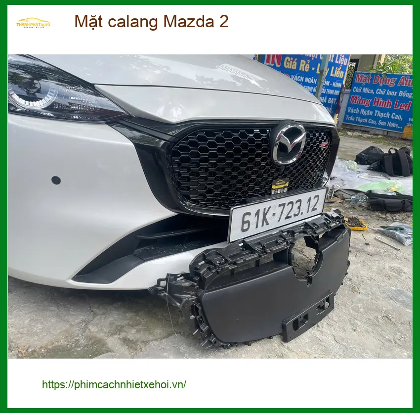 Anh Tùng độ mặt calang Mazda 2 tại Quận Tân Bình nâng tầm diện mạo.