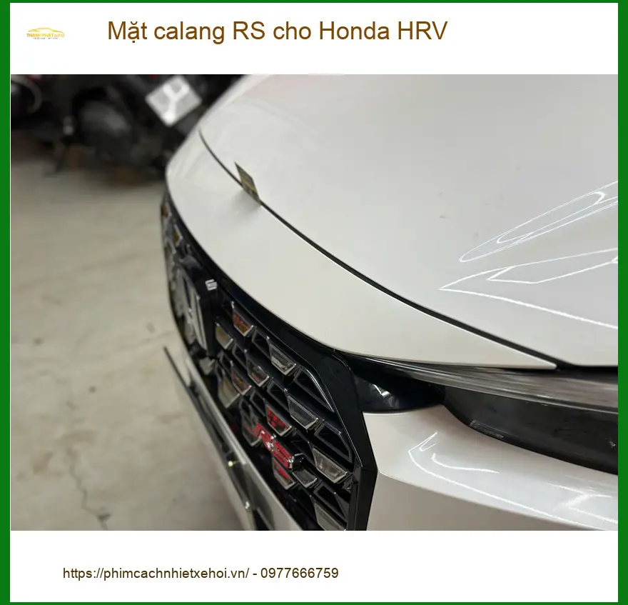 Chị Thảo lắp Mặt calang RS cho Honda HRV tại Quận Tân Phú để xe trông thể thao hơn ảnh thực tế 3