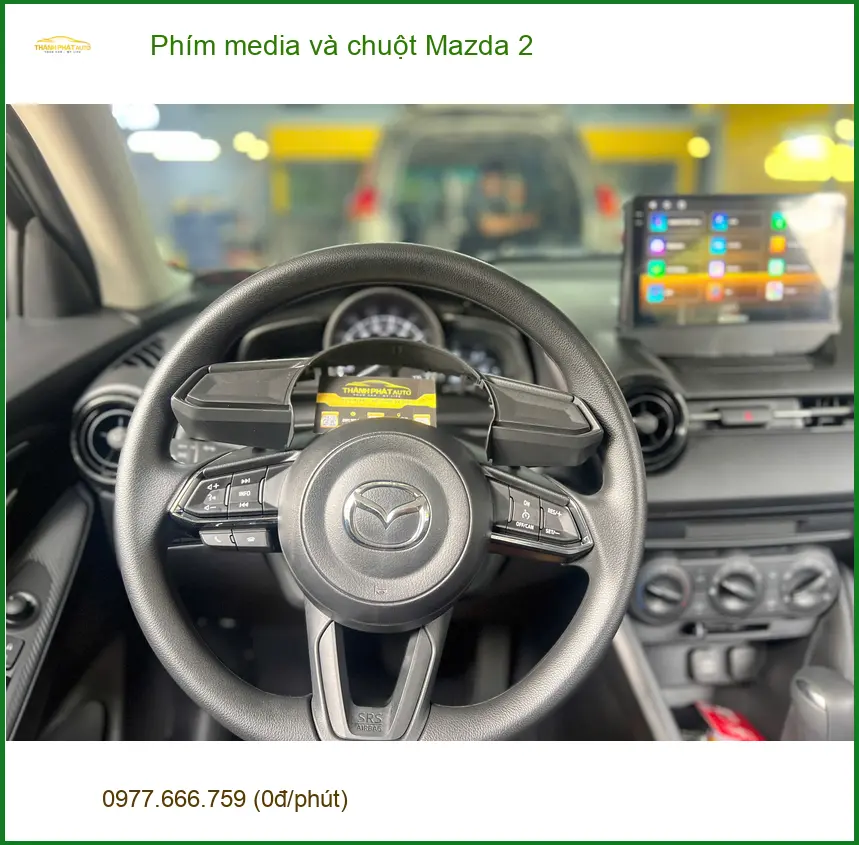 Anh Duy lắp phím media và chuột Mazda 2 tại Quận Tân Phú vì điều khiển zin bất tiện ảnh thực tế 4