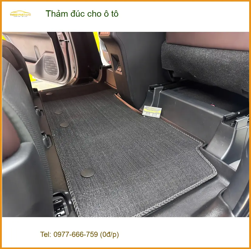 Anh Khang lắp thảm đúc cho Hyundai Creta tại Quận 9 để nội thất luôn sạch sẽ ảnh thực tế 2