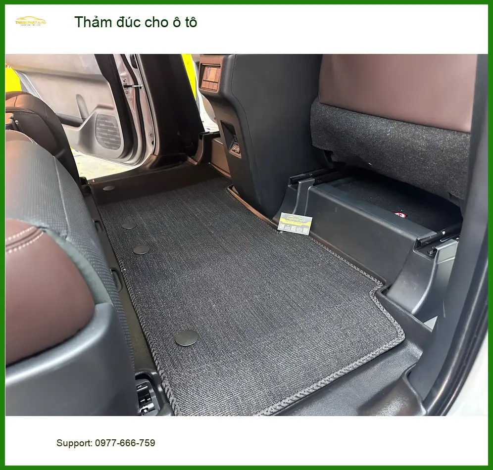Anh Kiệt thay thảm đúc cho Hyundai Accent tại Quận Tân Phú