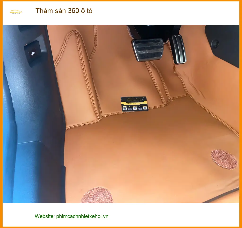 Cô Thanh Vân lắp thảm sàn 360 ô tô cho Hyundai Santa Fe ở Quận 9 ảnh thực tế 4
