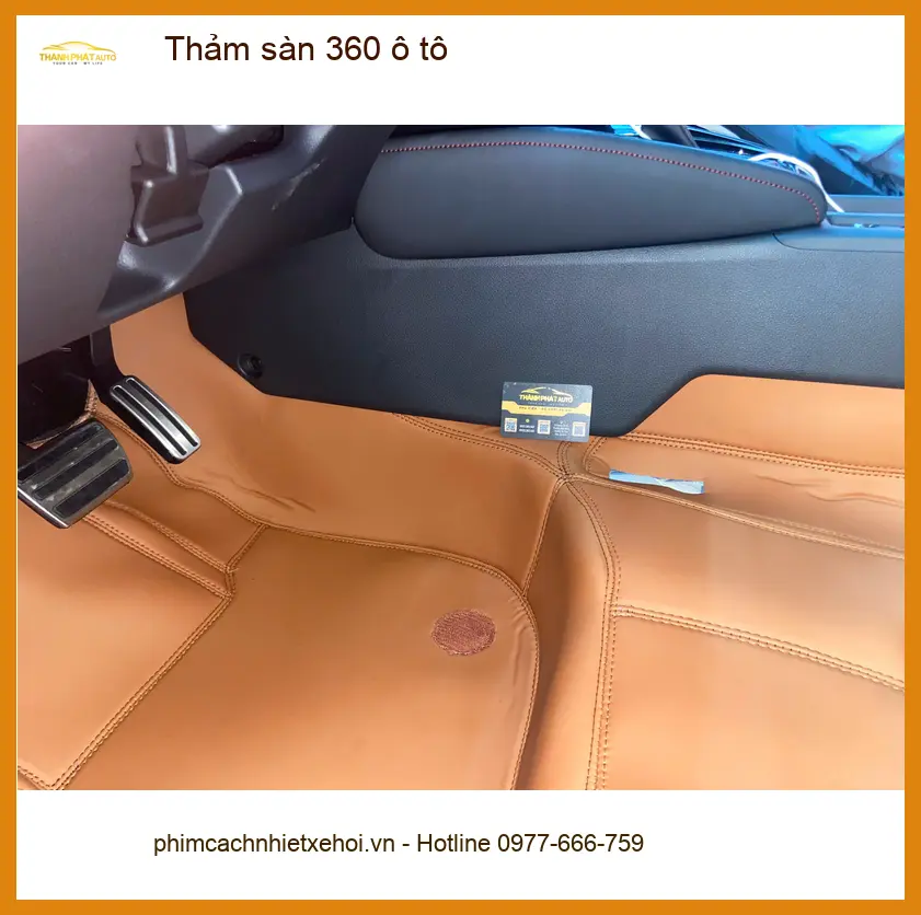 Bác Long lắp thảm sàn 360 ô tô cho Hyundai Creta tại Quận 7 để nội thất luôn sạch đẹp ảnh thực tế 2