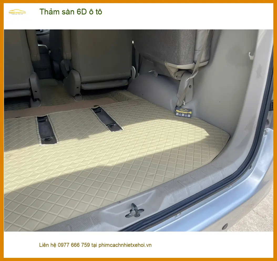 Chị Minh Thư lắp thảm sàn 6D ô tô cho Honda CRV tại Quận 9 vì thảm cũ khó vệ sinh ảnh thực tế 2