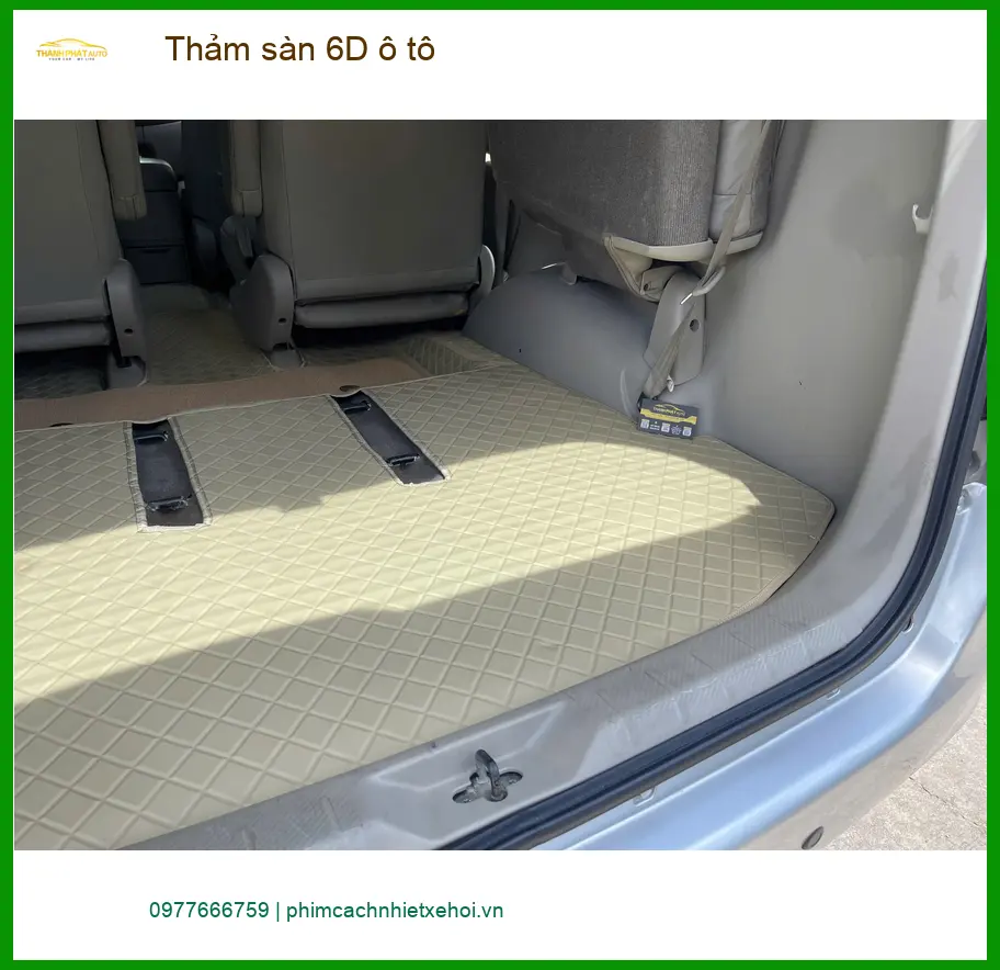Chị Minh Thư lắp thảm sàn 6D ô tô cho Honda CRV tại Quận 9 vì thảm cũ khó vệ sinh ảnh thực tế 3