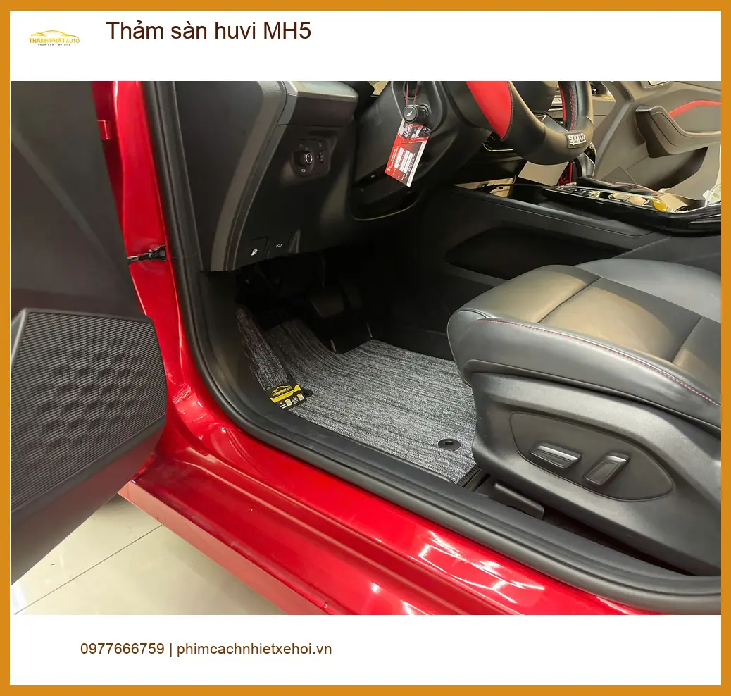 Chị Thanh lắp thảm sàn Huvi MH5 cho Hyundai Creta tại Thủ Đức giữ nội thất sạch