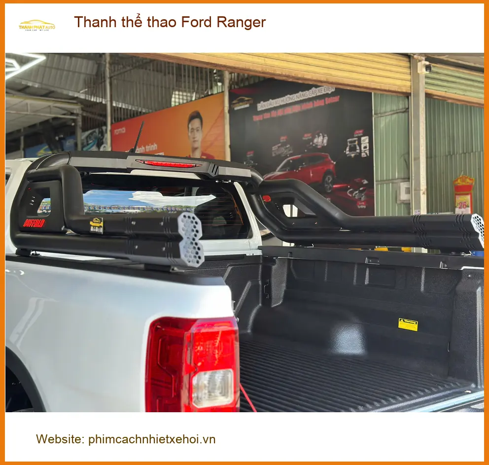 Chú Hùng lắp thanh thể thao Ford Ranger tại Quận Thủ Đức để tăng vẻ mạnh mẽ ảnh thực tế 4