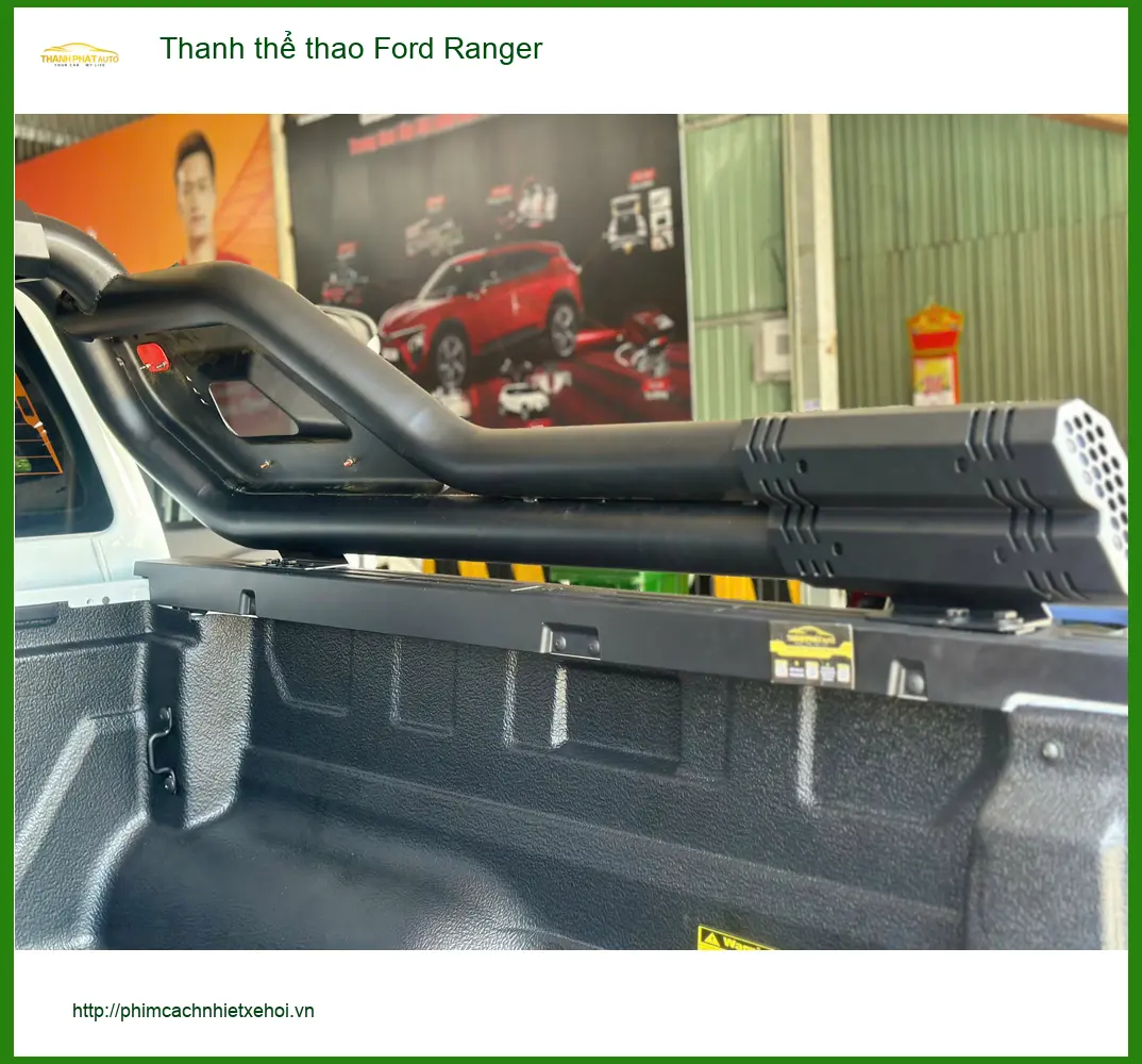 Chú Hùng lắp thanh thể thao Ford Ranger tại Quận Thủ Đức để tăng vẻ mạnh mẽ ảnh thực tế 5
