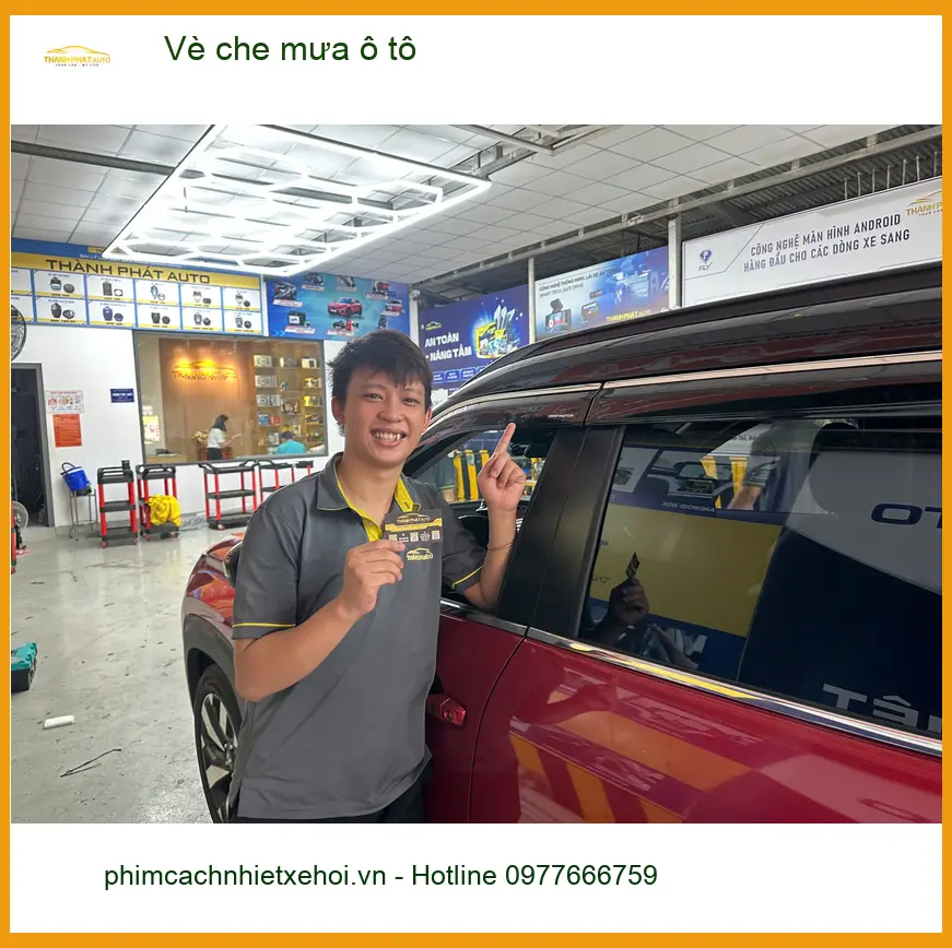 Chị Thùy Dương gắn vè che mưa ô tô Hyundai Creta tại Quận 12 chắn gió bụi ảnh thực tế 2