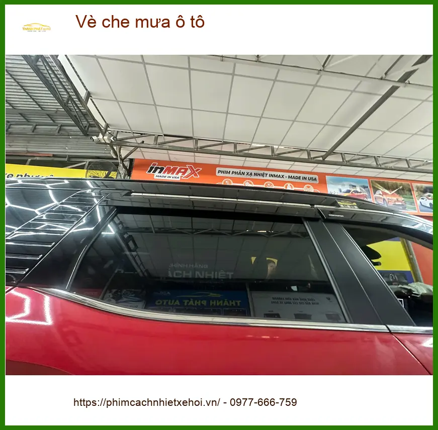 Anh Long gắn vè che mưa ô tô Mitsubishi Attrage ở Quận 6 cho xe bớt tạt nước ảnh thực tế 3