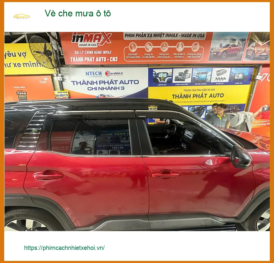 Anh Long gắn vè che mưa ô tô Mitsubishi Attrage ở Quận 6 cho xe bớt tạt nước ảnh thực tế 4