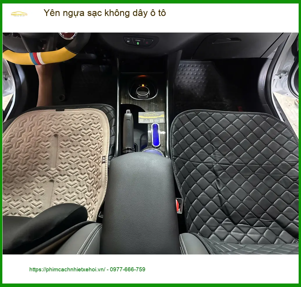Anh Đạt lắp yên ngựa sạc không dây ô tô cho CRV tại Quận 10 ảnh thực tế 2