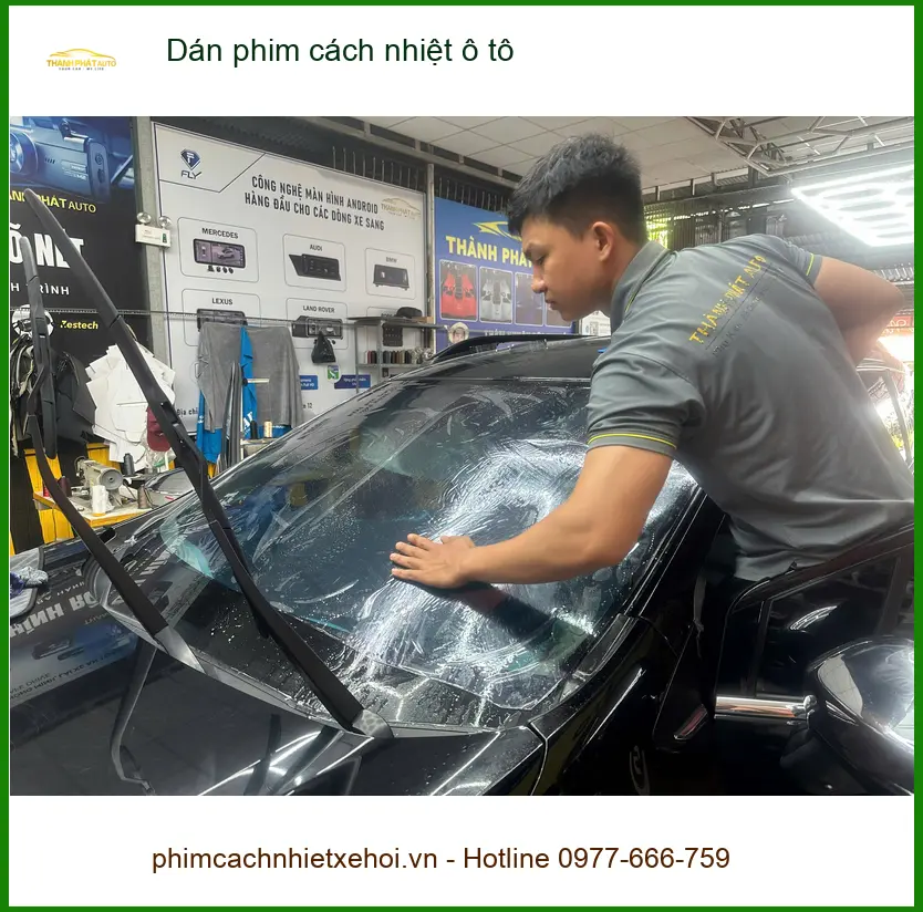 Chú Cường dán phim cách nhiệt ô tô Hyundai Creta tại Quận 12 chống nóng mùa hè ảnh thực tế 5