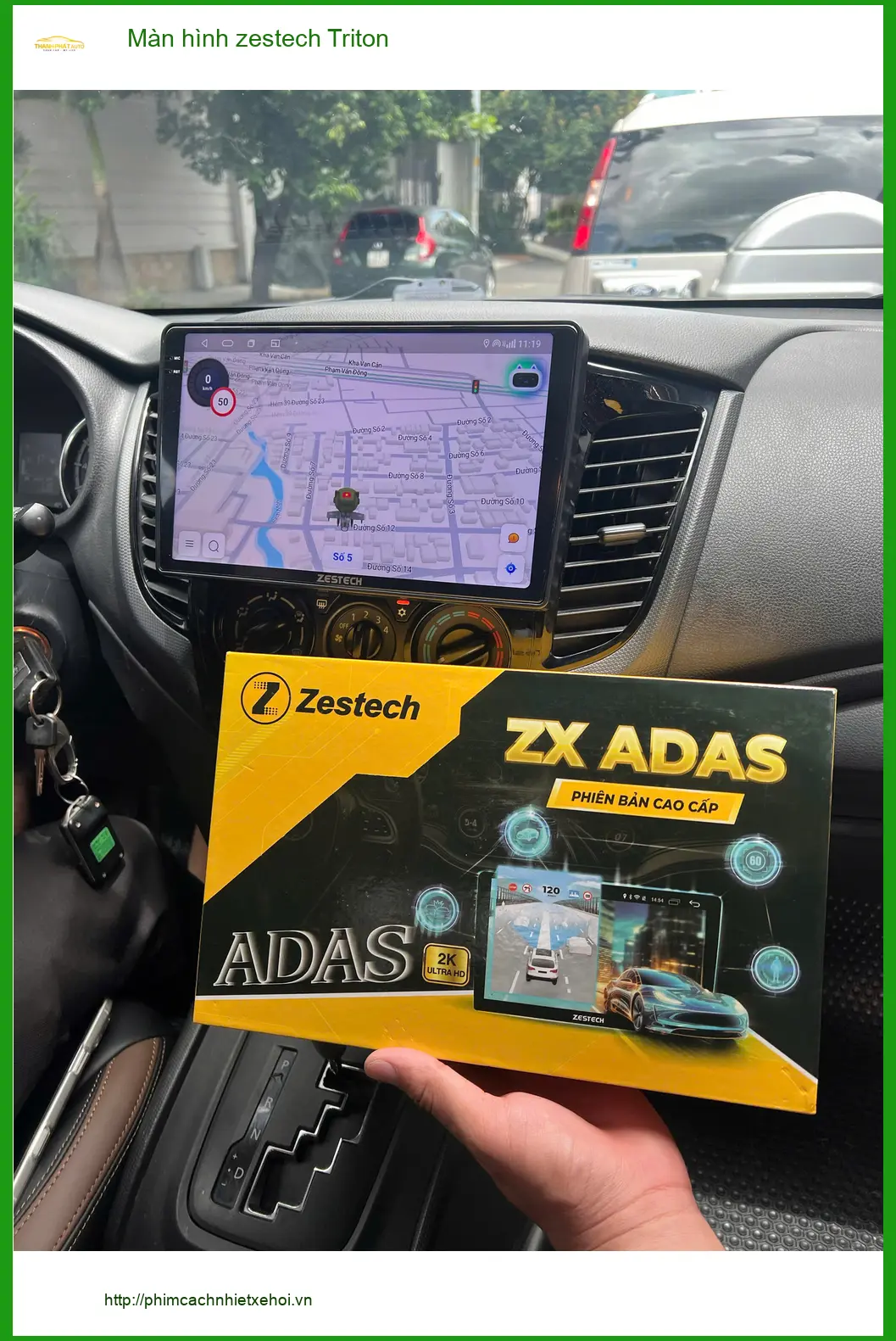 Anh Duy lắp màn hình Zestech cho Mitsubishi Triton tại Thủ Đức vì màn zin đã cũ ảnh thực tế 3