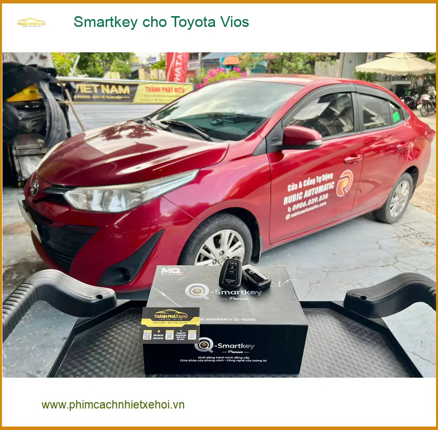 Anh Quang thay Smartkey cho Toyota Vios vì chìa khóa cũ hao pin nhanh tại Thủ Đức ảnh thực tế 2