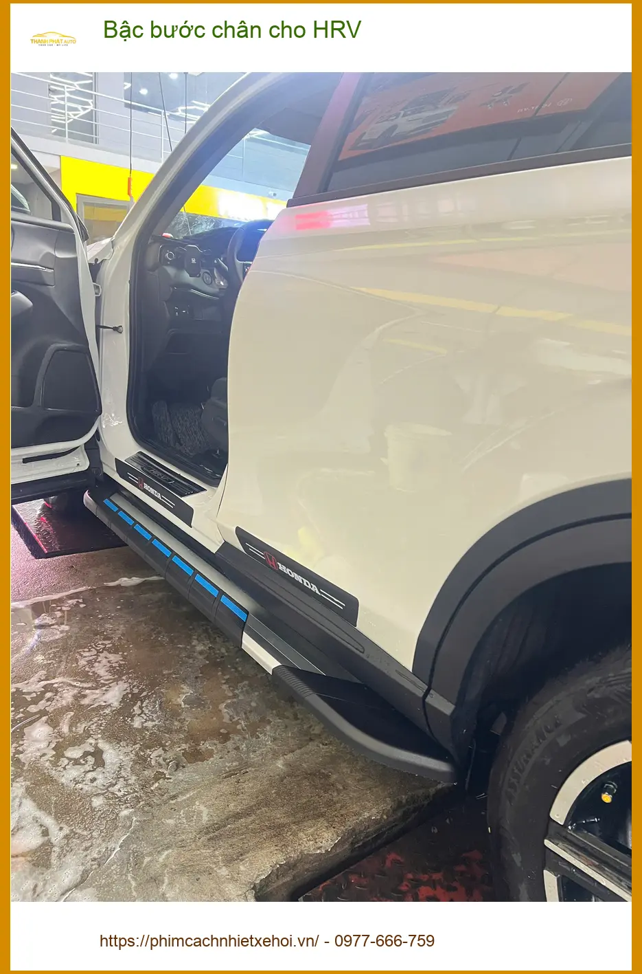 Chị Thảo lắp bậc bước chân cho Honda HRV tại Quận 9 để người nhà dễ dàng lên xuống xe hơn
