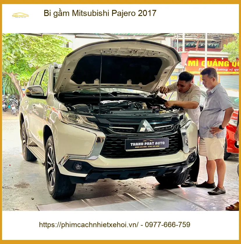 Anh Long lắp bi gầm Mitsubishi Pajero 2017 vì đèn zin không đủ sáng tại Quận Thủ Đức ảnh thực tế 3