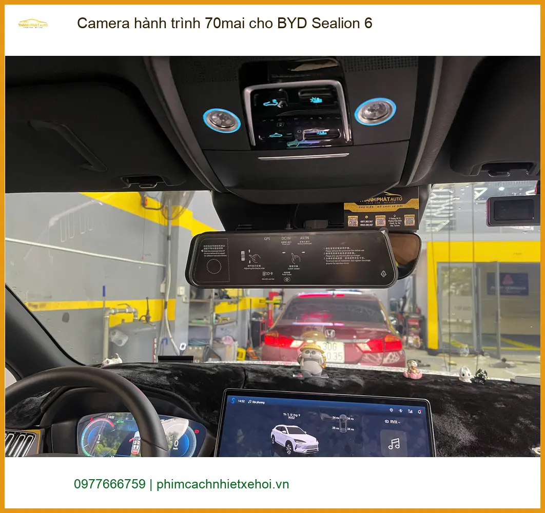 Chị Thảo lắp Camera hành trình 70mai cho BYD Sealion 6 tại Quận 9