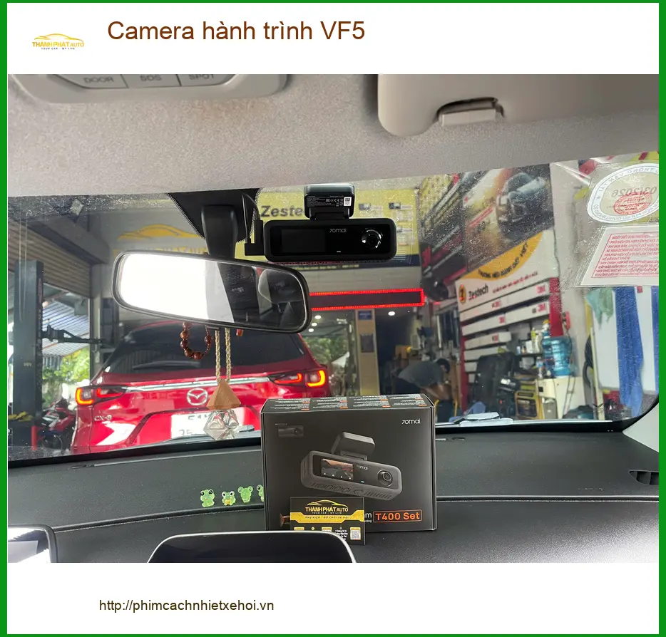Chú Minh lắp Camera hành trình VF5 Quận 9 yên tâm lái xe trên phố đông