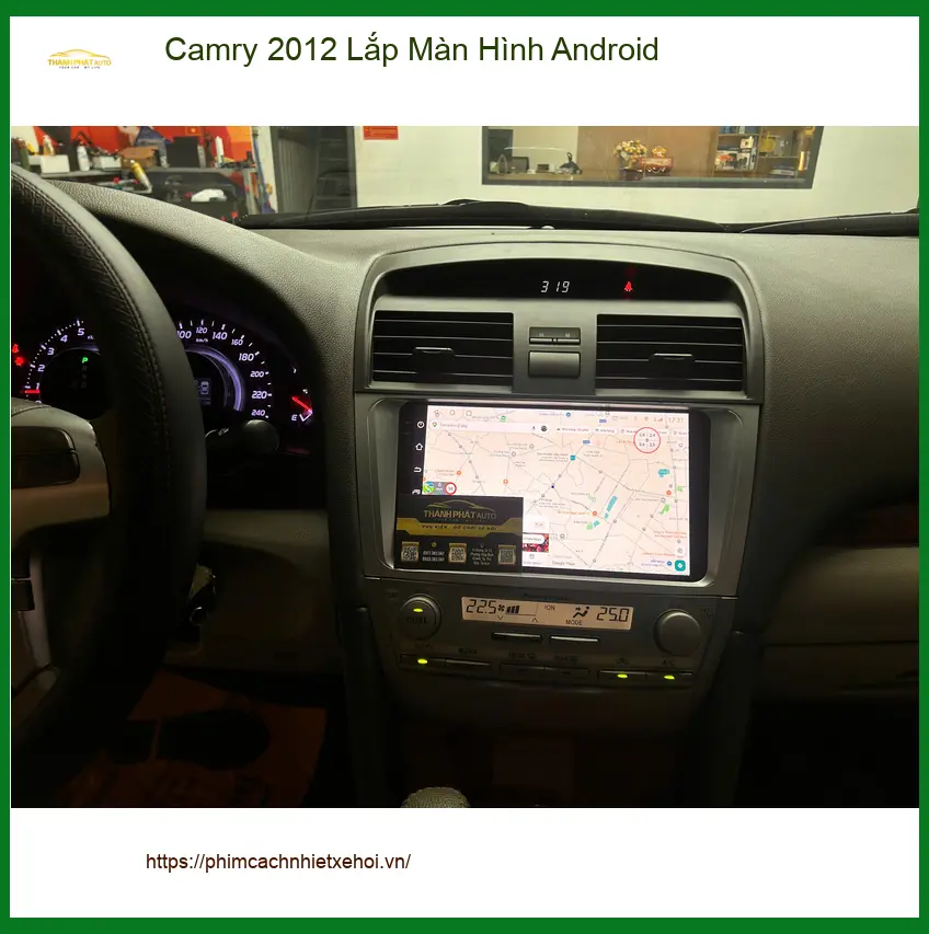 Anh Tấn nâng cấp màn hình Android cho Camry 2012 tại Quận 12 vì màn zin thiếu tính năng ảnh thực tế 2