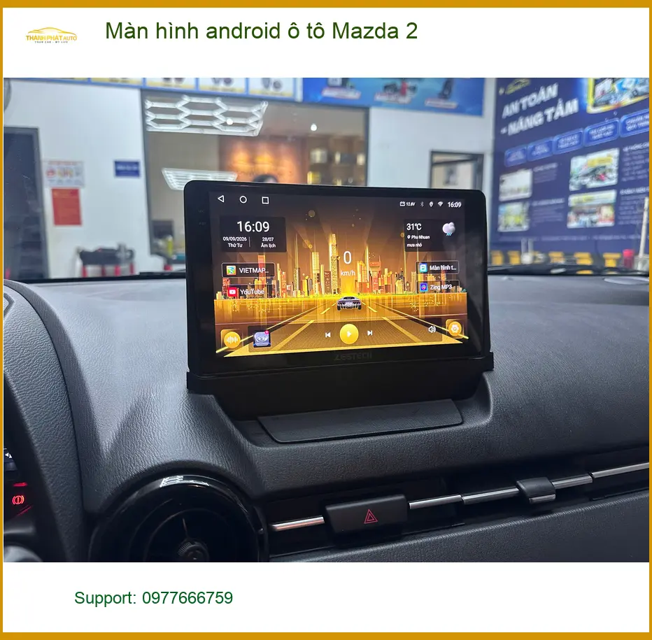 Chị Uyên lắp màn hình Android ô tô Mazda 2 tại Quận 12 để có bản đồ dẫn đường