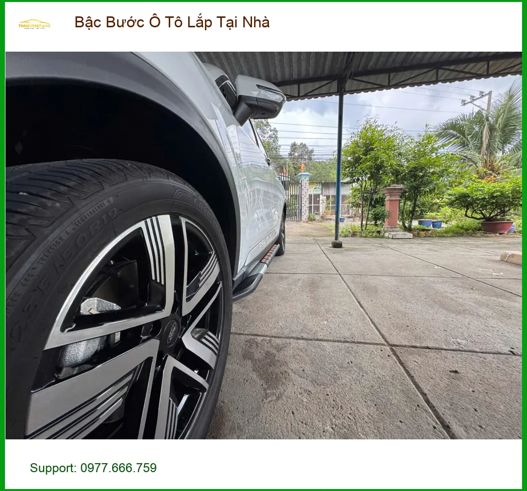 Anh Tùng lắp Bậc Bước Ô Tô tại nhà Quận Thủ Đức cho Ford Everest ảnh thực tế 2