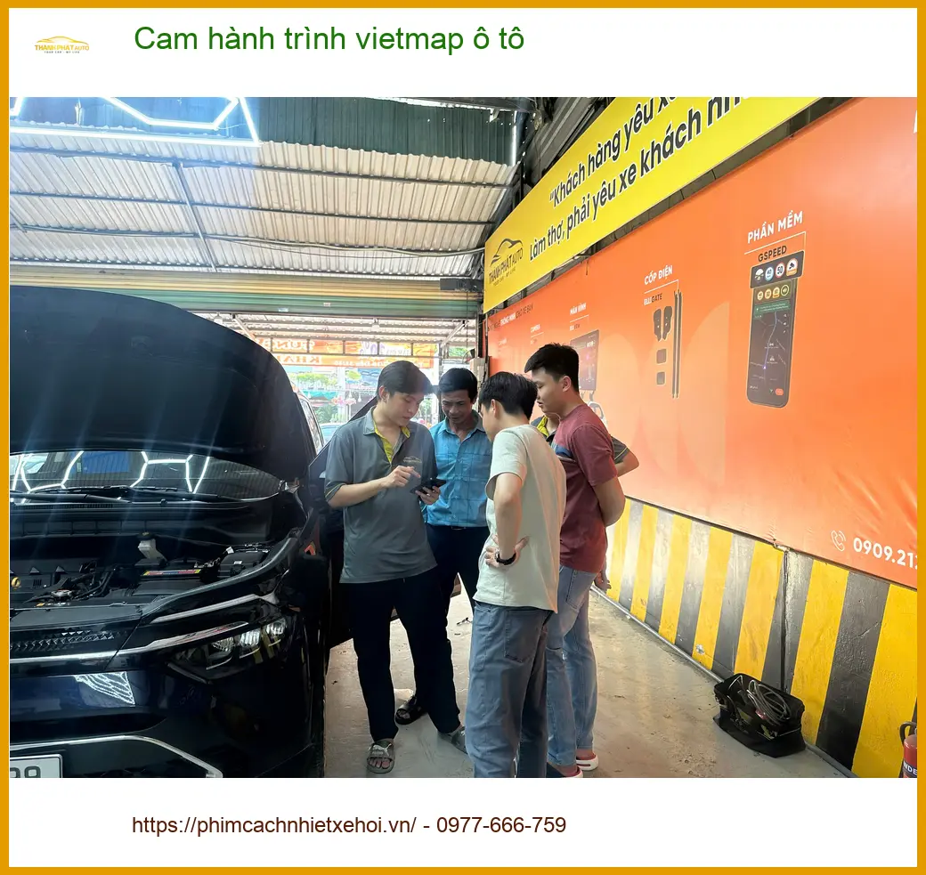 Anh Long gắn cam hành trình Vietmap cho Mazda CX-5 tại Hóc Môn ảnh thực tế 4