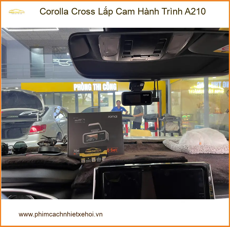 Chú Cường lắp Cam Hành Trình A210 cho Toyota Corolla Cross ở Quận 9
