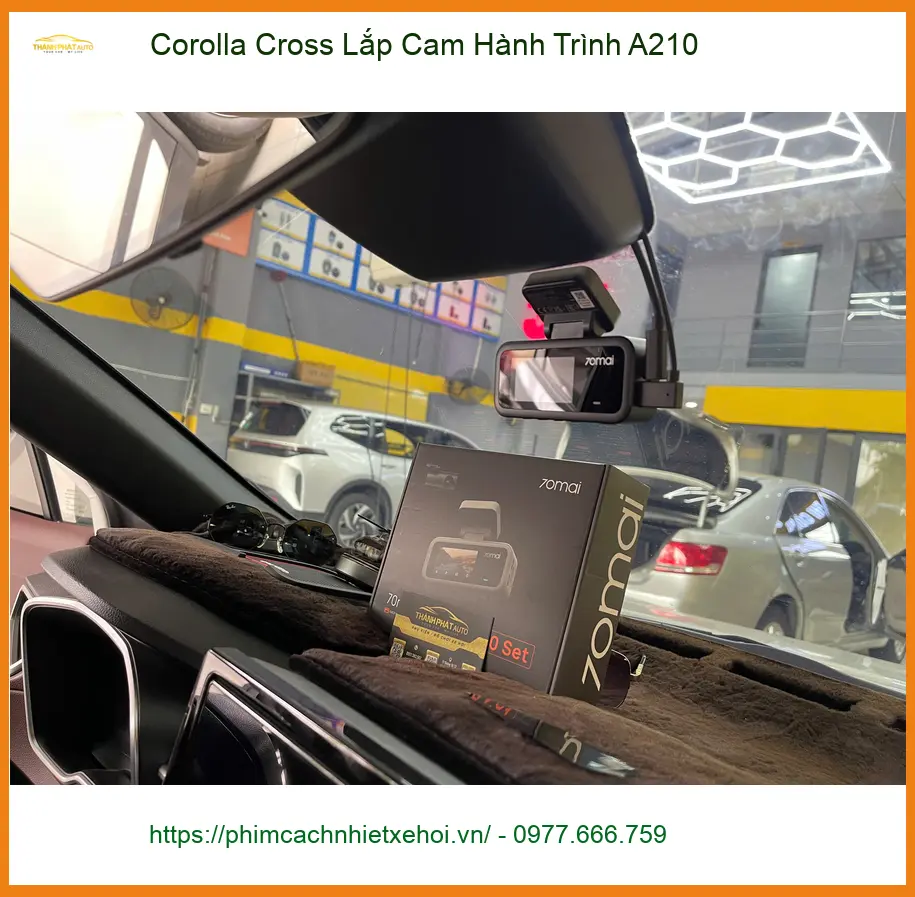 Chú Cường lắp Cam Hành Trình A210 cho Toyota Corolla Cross ở Quận 9 ảnh thực tế 3