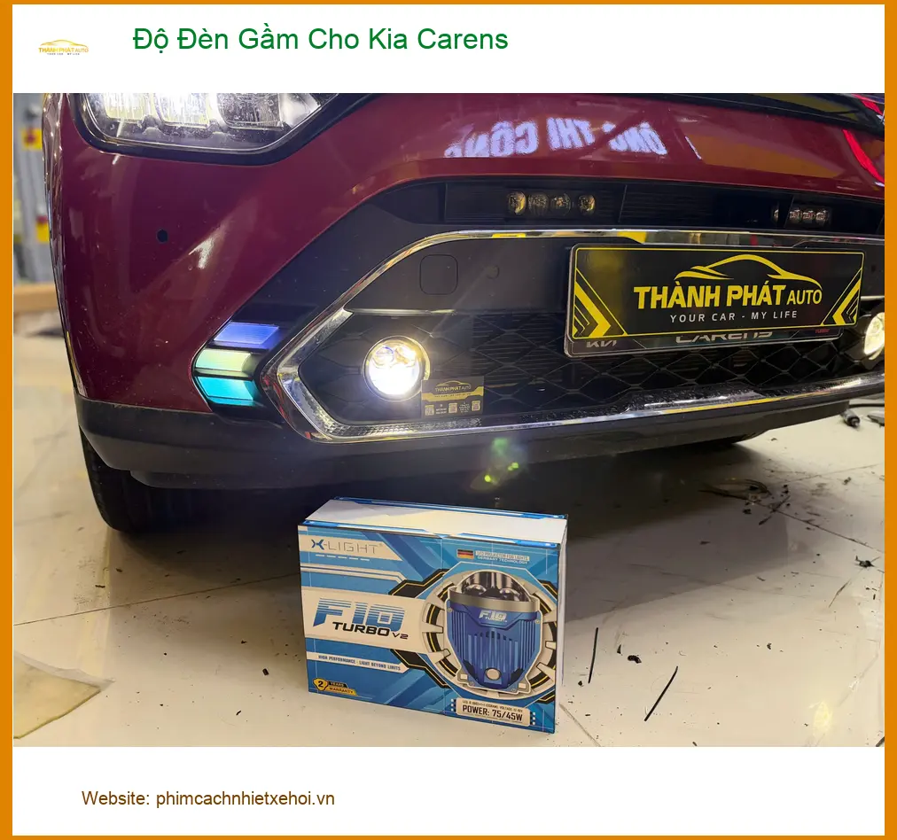 Chị Bích độ đèn gầm cho Kia Carens tại Quận 9 vì đèn zin không đủ sáng khi đi đêm ảnh thực tế 3