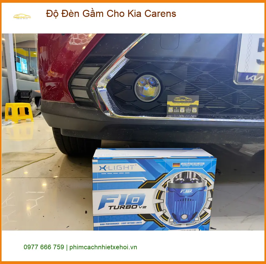 Chị Bích độ đèn gầm cho Kia Carens tại Quận 9 vì đèn zin không đủ sáng khi đi đêm ảnh thực tế 4