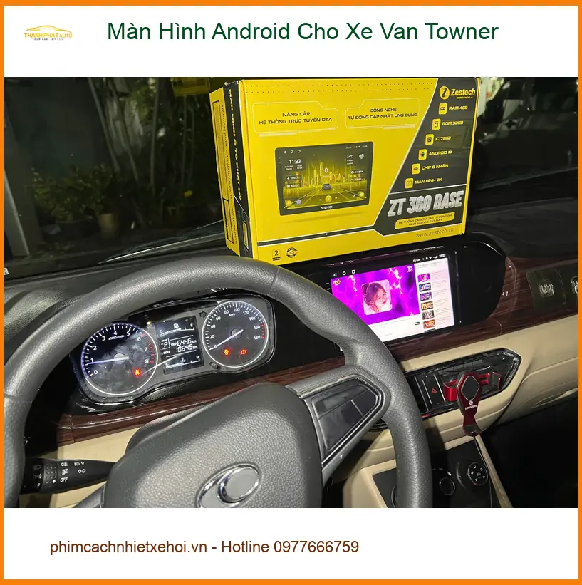 Chú Sơn nâng cấp Màn Hình Android Xe Van Towner tại Thủ Đức làm việc